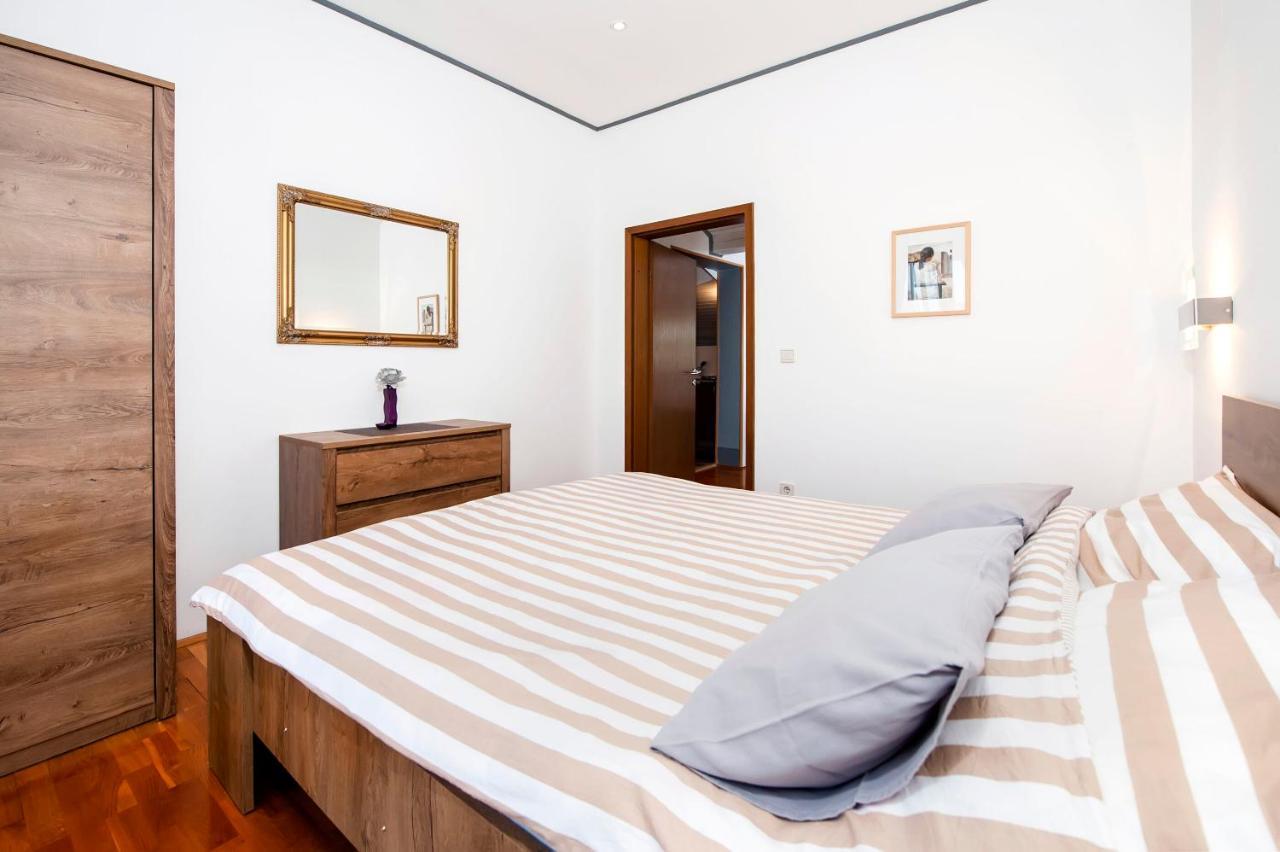 Branko Apartment