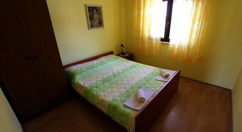 Branko Apartment *