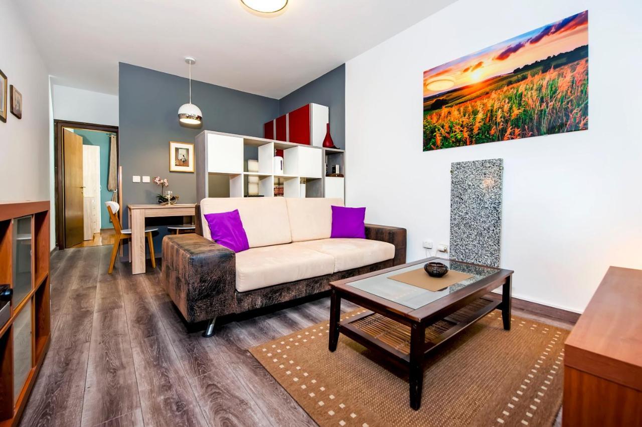 Branko Apartment *