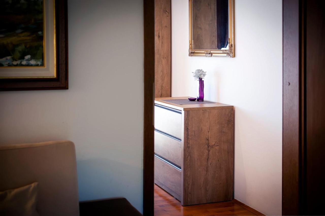 Branko Apartment *